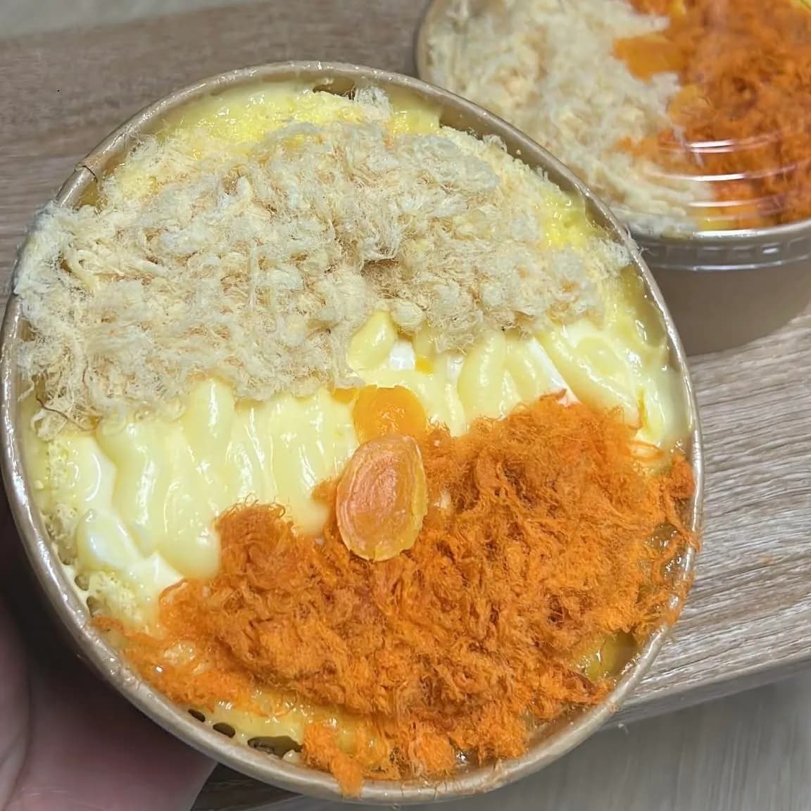 Bánh bông lan trứng muối